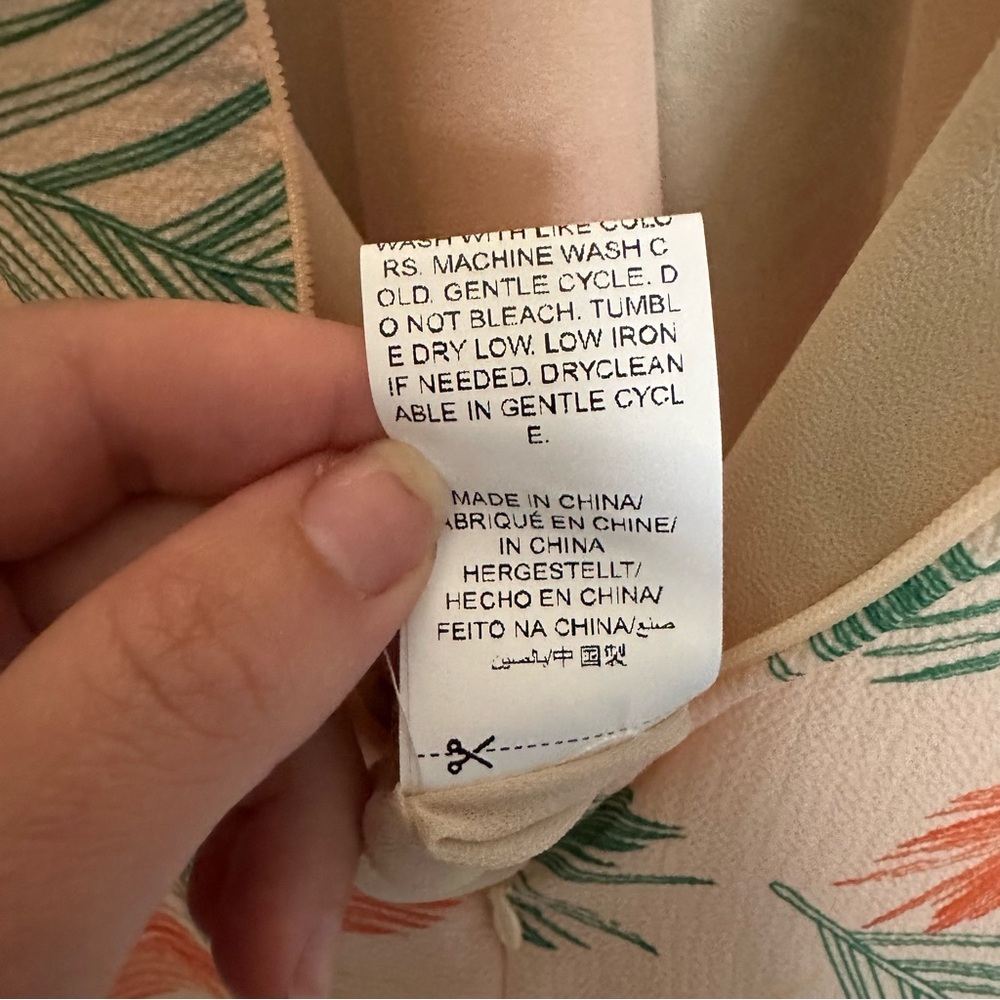 Low Cut Peach Dress with Back Cut Out - Picture 9 of 10